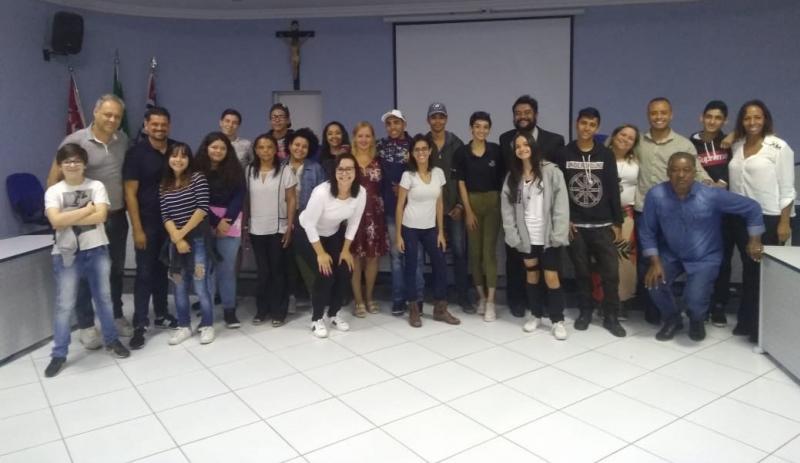 Atividade na Câmara escolhe os vereadores, prefeita e vice-prefeito jovens de Franco da Rocha